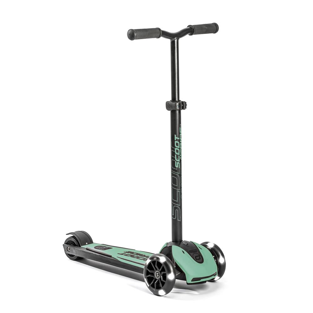 Scoot & Ride Highwaykick 5 LED Scooter, forest - Kinderroller, ab 5 Jahren