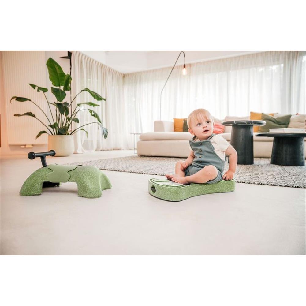 Scoot & Ride Baby-Rutscher My First olive - Rutschfahrzeug, ab 6 Monaten