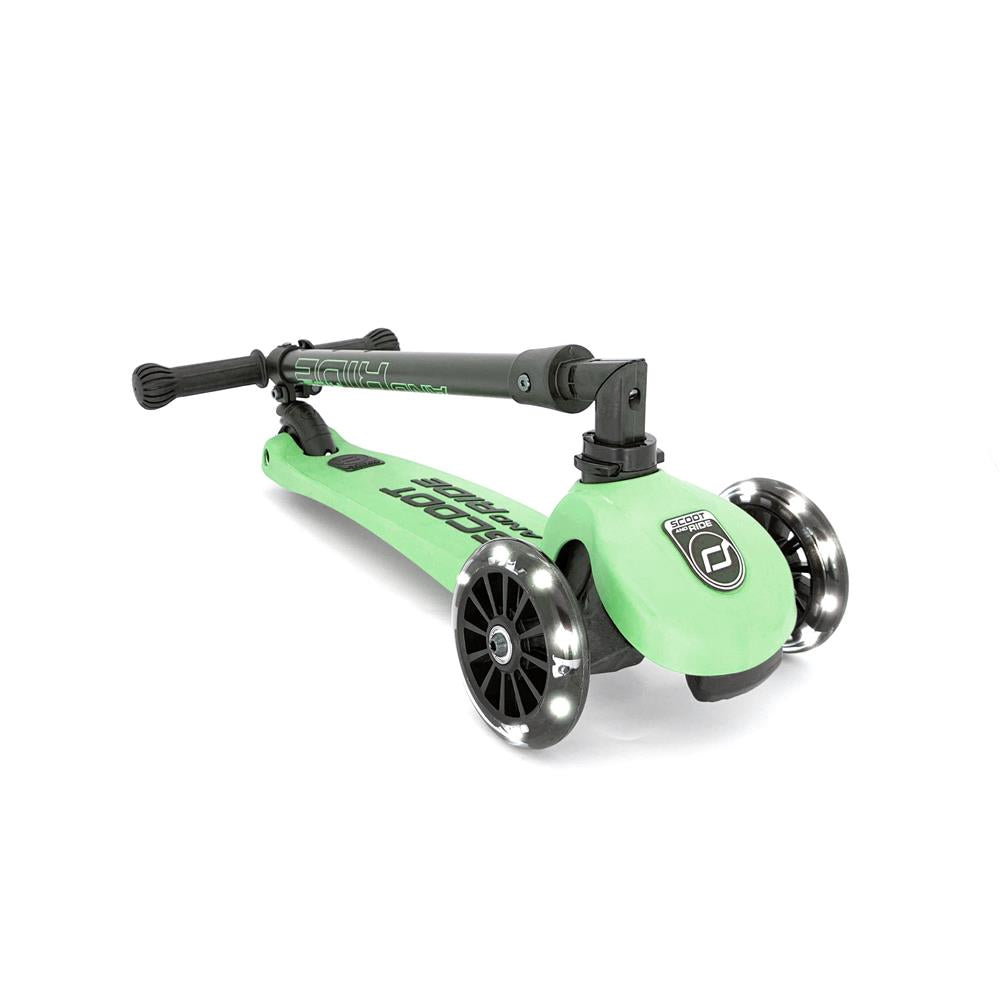 Scoot & Ride Highwaykick 3 LED Scooter, kiwi - Kinderroller, ab 3 Jahren