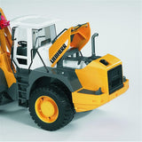Bruder 02430 - Liebherr Radlader L574, 1:16