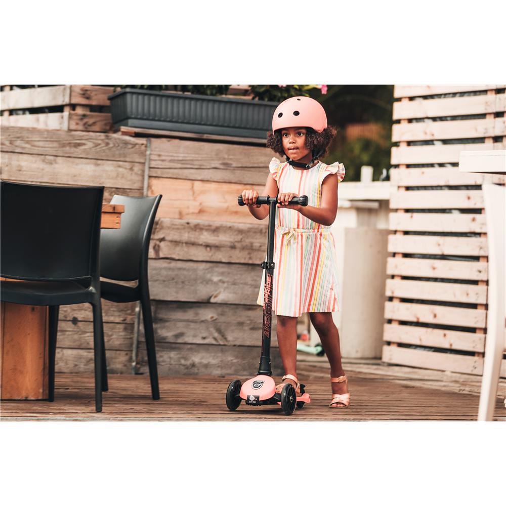 Scoot & Ride Highwaykick 3 LED Scooter, peach - Kinderroller, ab 3 Jahren