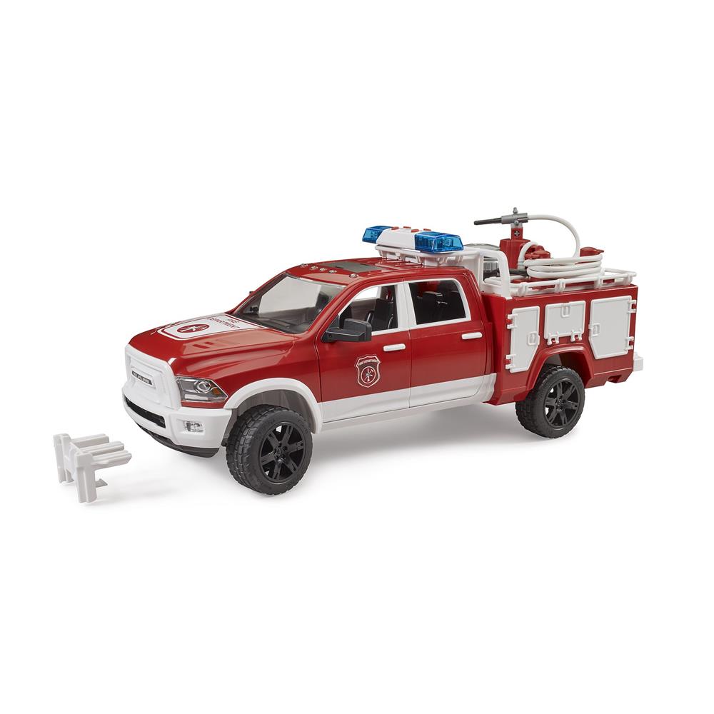Bruder 02544 - RAM 2500 Feuerwehreinsatzwagen, 1:16, mit Licht & Sound Modul