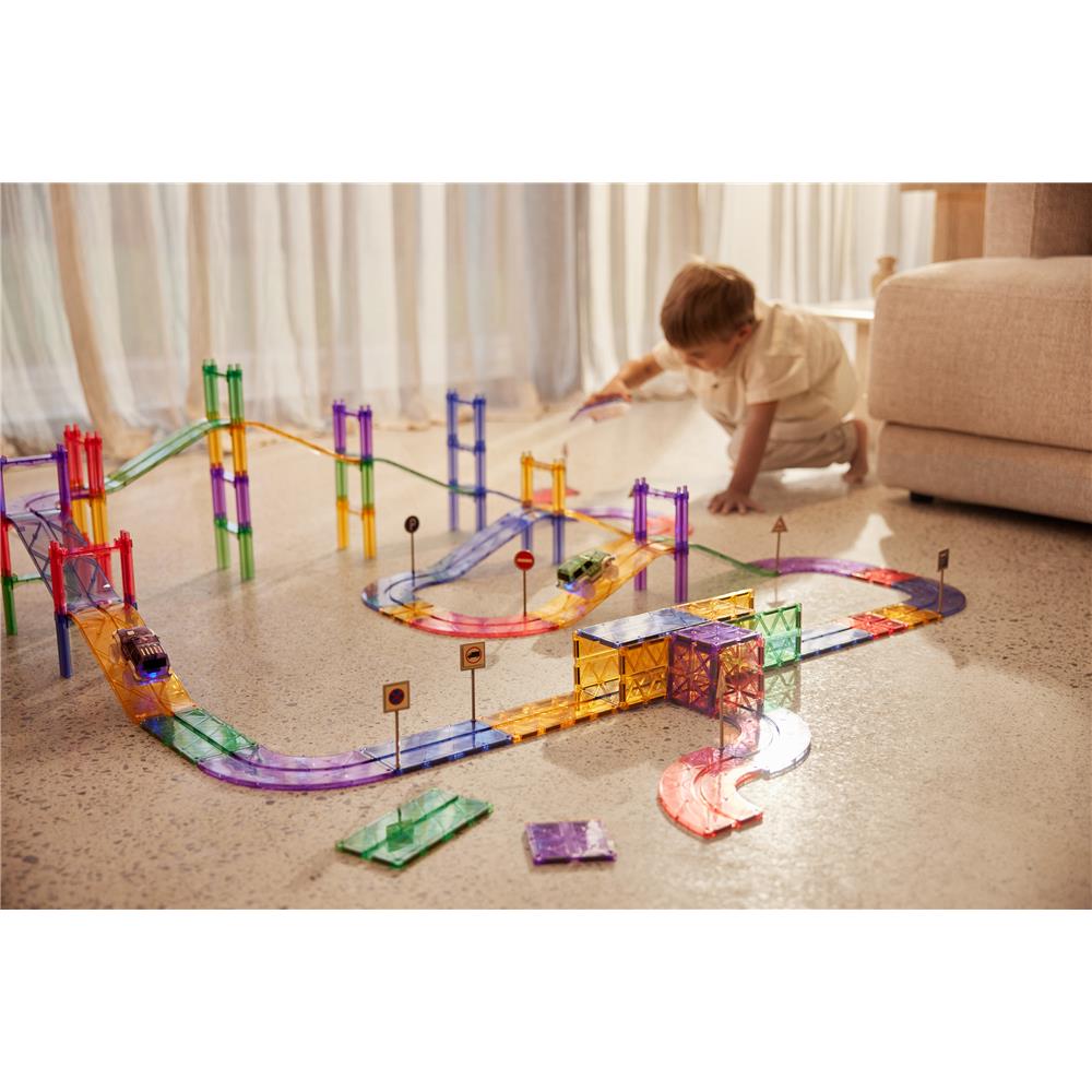 Cleverclixx Autobahn-Bausatz in Pastellfarben 80 Teile, Magnetspielzeug Rennstrecke mit Auto & Verkehrsschilder